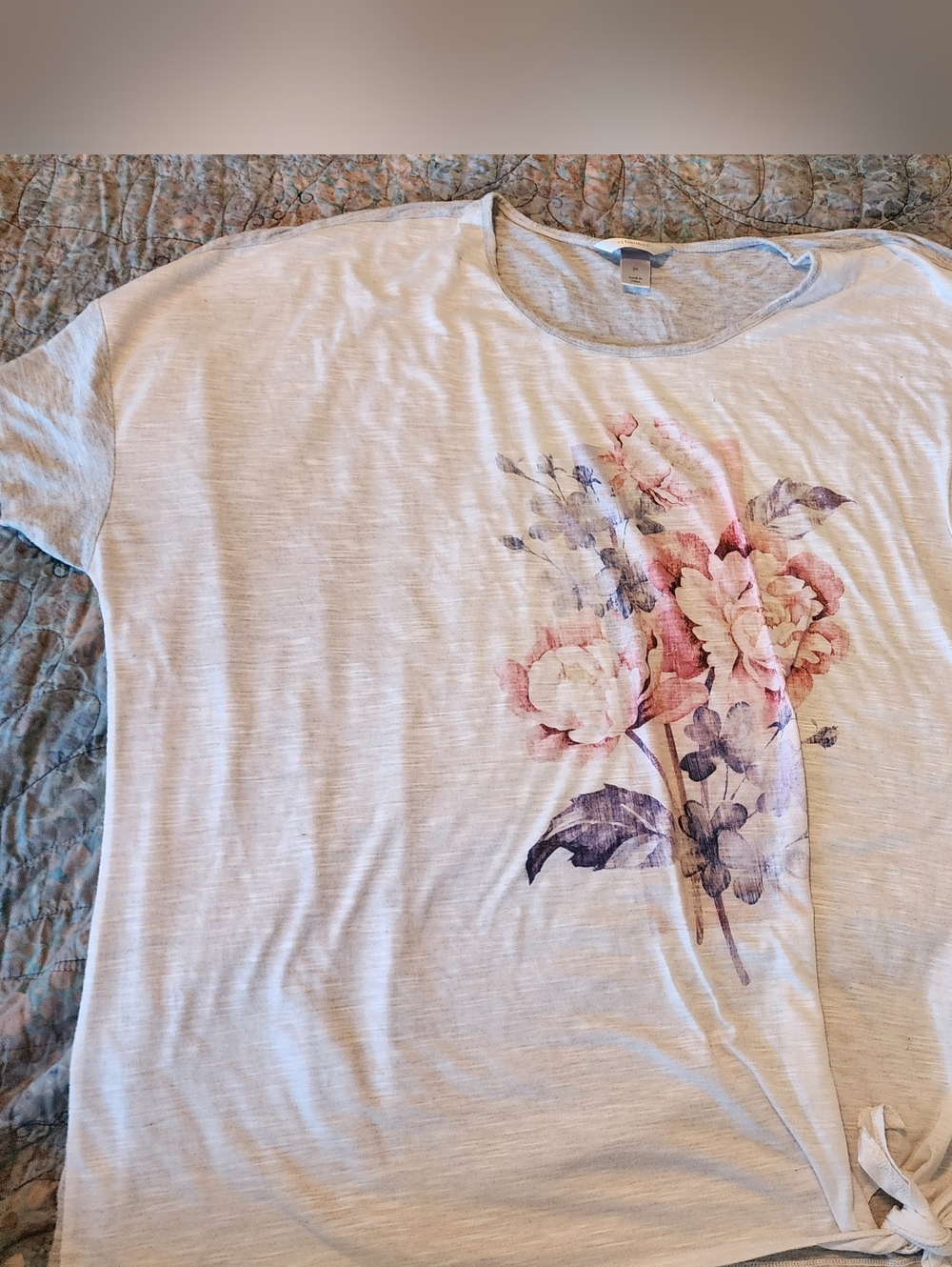 Plus-Size CJ Banks Floral Tie-Hem Short Sleeve Tee - Light Gray with Pink Floral